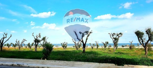 2 chambres Appartement à Bari, Italy No. 161656 17