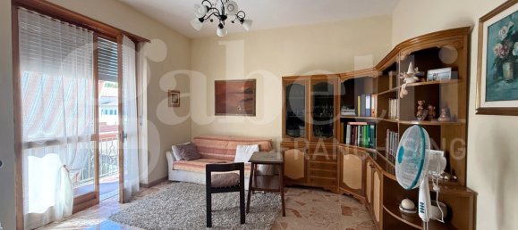 2 bedrooms Apartment in Bra, Italy No. 269132 8