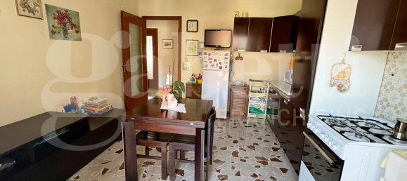 2 bedrooms Apartment in Bra, Italy No. 269132 6