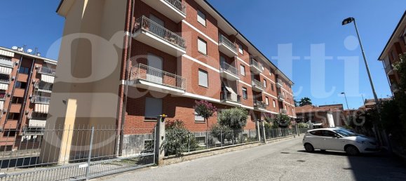 2 bedrooms Apartment in Bra, Italy No. 269132 2