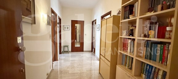 2 bedrooms Apartment in Bra, Italy No. 269132 3