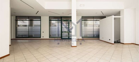 Propriété commerciale à Lissone, Italy 136m² No. 232550 4