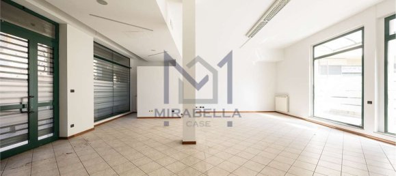 Propriété commerciale à Lissone, Italy 136m² No. 232550 11