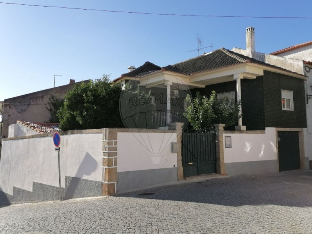 4 غرف نوم منزل في Penamacor, Portugal رقم 31421