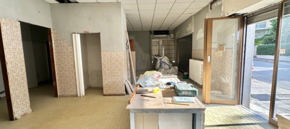 Imóvel comercial T3 em Porto Sant'Elpidio, Italy N.º 332796 2