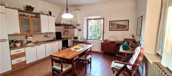 Casa de 4 habitaciónes en Lastra a Signa, Italy No. 111506 11