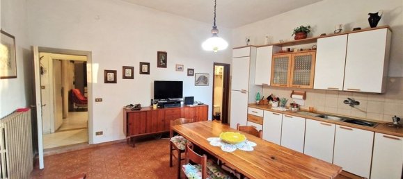 Casa de 4 habitaciónes en Lastra a Signa, Italy No. 111506 16