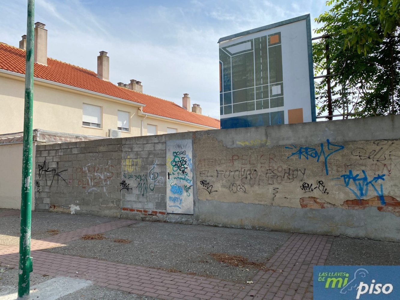 Grundstück in Valladolid, Spain 920m², Nr. 81783