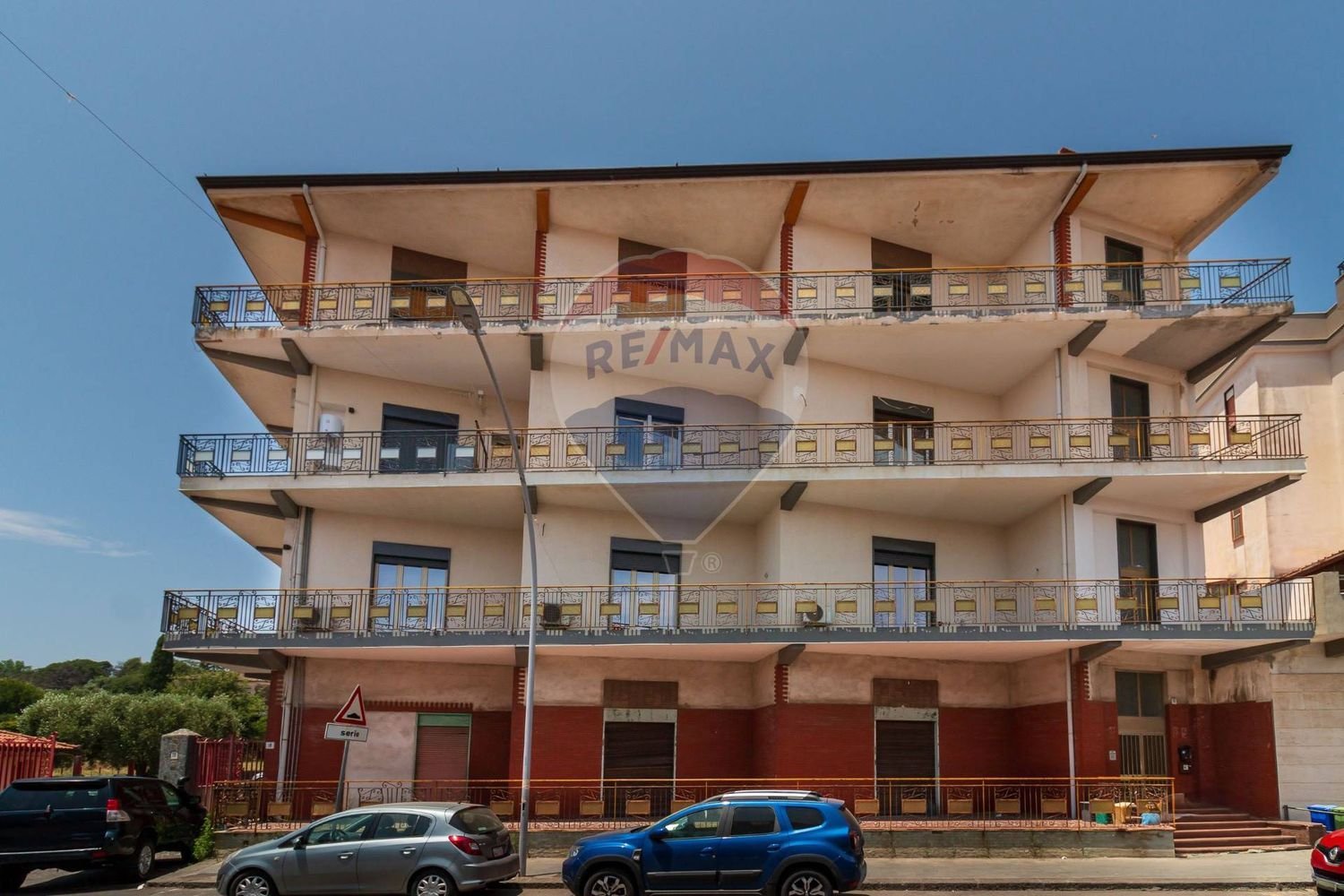 4 Schlafzimmer Wohnung in Viagrande, Italy, Nr. 390929