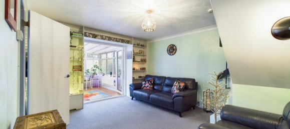 2 bedrooms House in Bordon, United Kingdom No. 13864 2