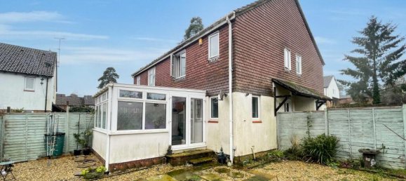 2 bedrooms House in Bordon, United Kingdom No. 13864 6