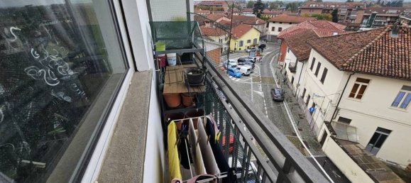 3 rooms Apartment in Piossasco, Italy No. 94165 6