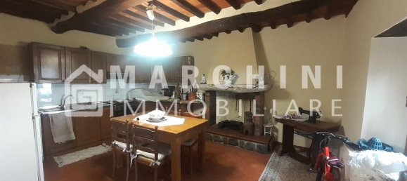 5 rooms House in Massa e Cozzile, Italy No. 83638 5