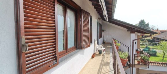 3غرفة شقة في Agrate Conturbia, Italy رقم 154222 10