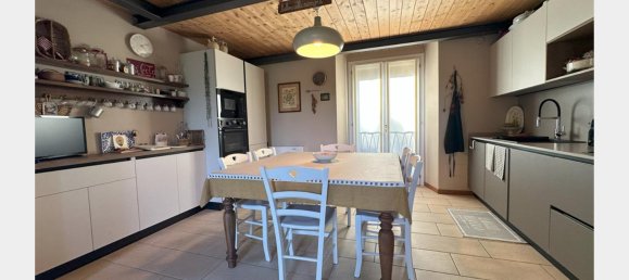 3 bedrooms Apartment in Brivio, Italy No. 378758 12