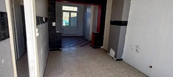 3 bedrooms House in Wingles, France No. 331464 3