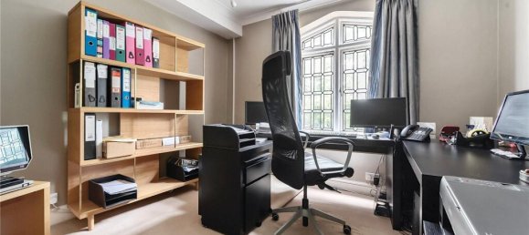 5 bedrooms House in Watford, United Kingdom No. 6688 10