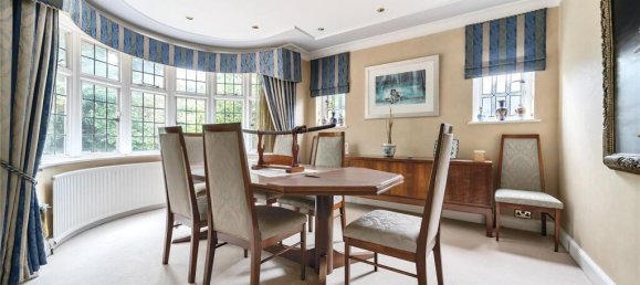 5 bedrooms House in Watford, United Kingdom No. 6688 6