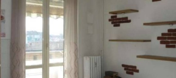 3-salle Appartement à Turin, Italy No. 207074 4