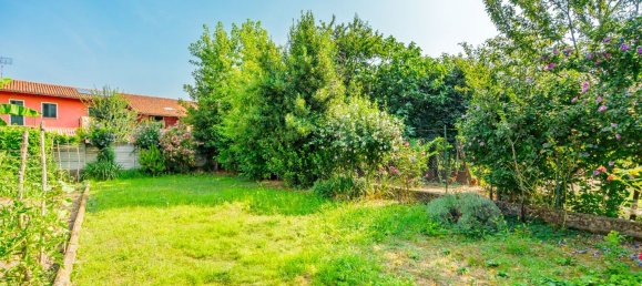 Дом с 4 комнатами в Тарантаска, Италия № 84769 5