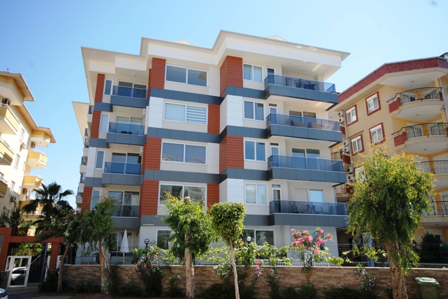 Apartment 1+1 in Oba, Turkey No. 14509