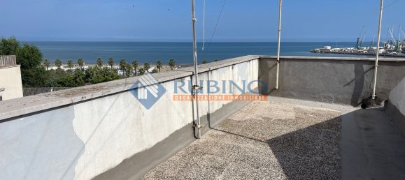 3 bedrooms Apartment in Barletta, Italy No. 380145 20