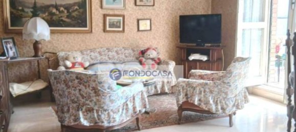 2 Schlafzimmer Penthouse in Milan, Italy, Nr. 356502 5