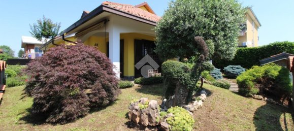 4 rooms Villa in Rescaldina, Italy No. 6519 2