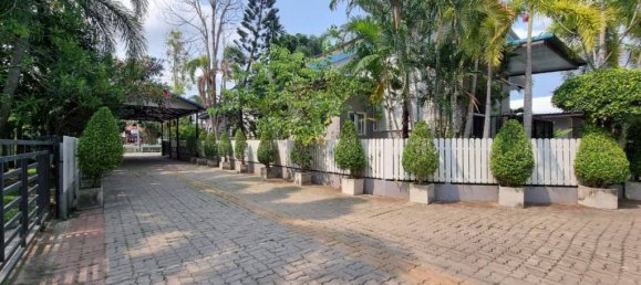 Отель, гостиница с 11 спальнями в Банг Саре, Таиланд № 58401 2