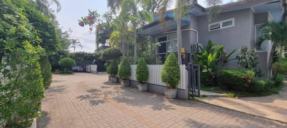 Отель, гостиница с 11 спальнями в Банг Саре, Таиланд № 58401 9