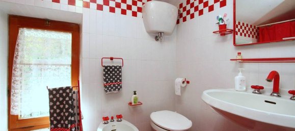 10 rooms House in Piancastagnaio, Italy No. 64303 25