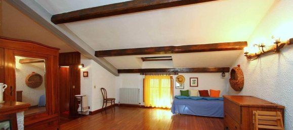 10 rooms House in Piancastagnaio, Italy No. 64303 15