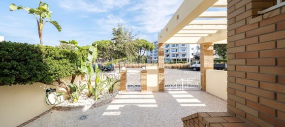 4 Schlafzimmer Stadthaus in Quarteira, Portugal, Nr. 305263 18