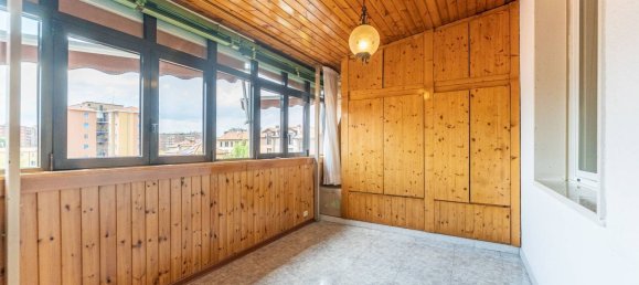 2-salle Appartement à Corsico, Italy No. 290584 19