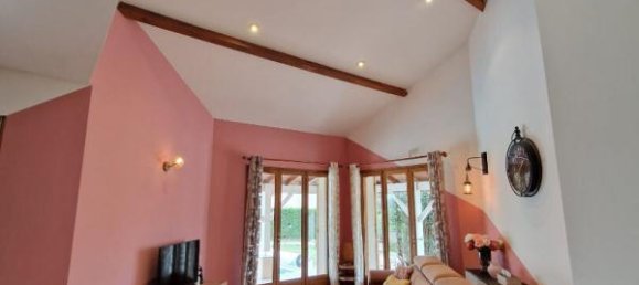 4 bedrooms Office in Mions, France No. 302805 13