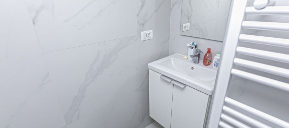 4 rooms Apartment in Genoa, Italy No. 60416 22