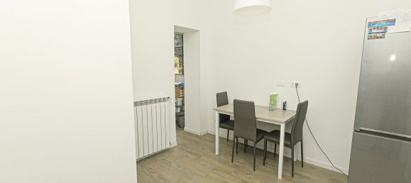 4 rooms Apartment in Genoa, Italy No. 60416 16