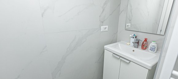 4 rooms Apartment in Genoa, Italy No. 60416 24