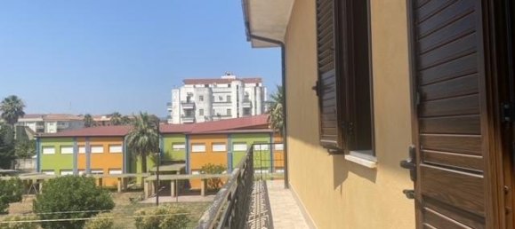 4 rooms Apartment in Cirò Marina, Italy No. 13187 5