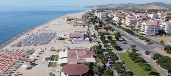 4 rooms Apartment in Cirò Marina, Italy No. 13187 15