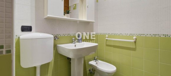3 rooms Apartment in Monza, Italy No. 117093 21
