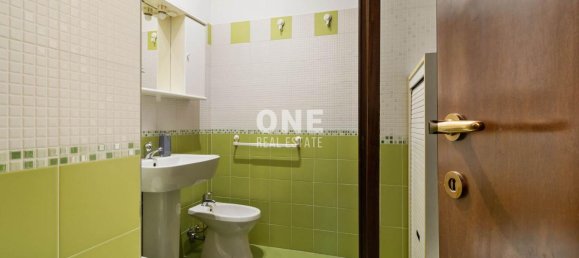 3 rooms Apartment in Monza, Italy No. 117093 20