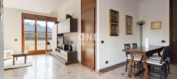 3 rooms Apartment in Monza, Italy No. 117093 12