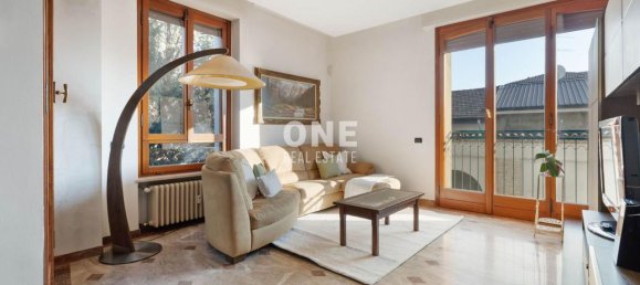 3 rooms Apartment in Monza, Italy No. 117093 5