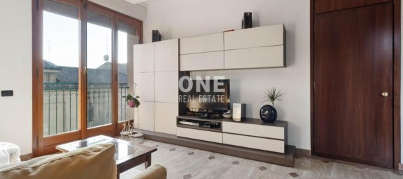 3 rooms Apartment in Monza, Italy No. 117093 13