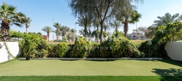 5 Schlafzimmer Villa in DAMAC Hills (Akoya by DAMAC), UAE, Nr. 195325 25