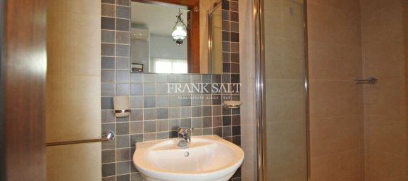 Apartamento T2 em Saint Julian's, Malta N.º 4240 15