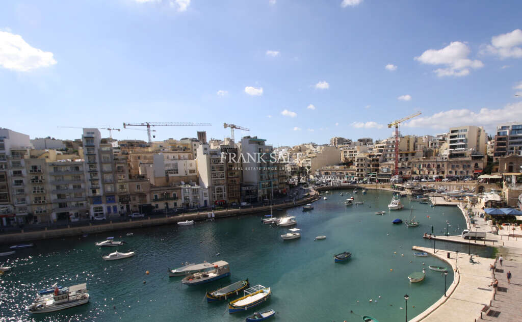 Apartamento T2 em Saint Julian's, Malta N.º 4240