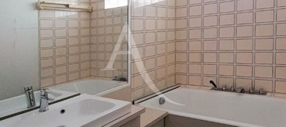 Apartamento de 2 dormitorios en Suresnes, France No. 131409 8