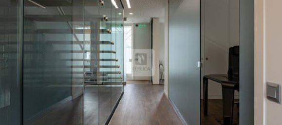 13 bedrooms Townhouse in Porto, Portugal No. 124488 12